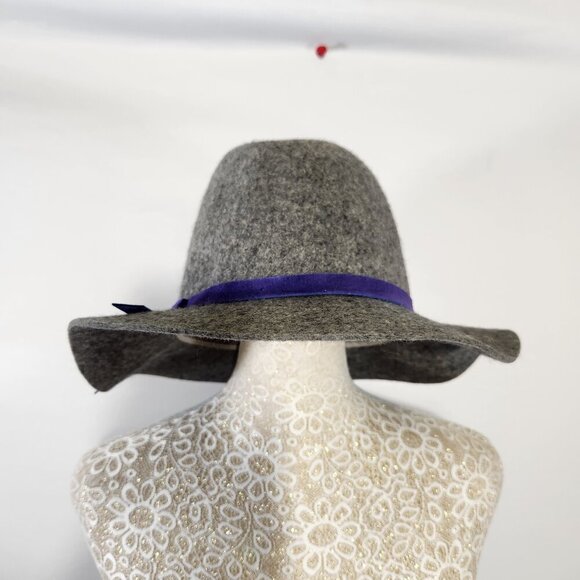 Gap NWOT Women Size S/M-P/M Gray Pinched Crown 100% Soft Wool Fedora Hat Casual - Picture 3 of 16